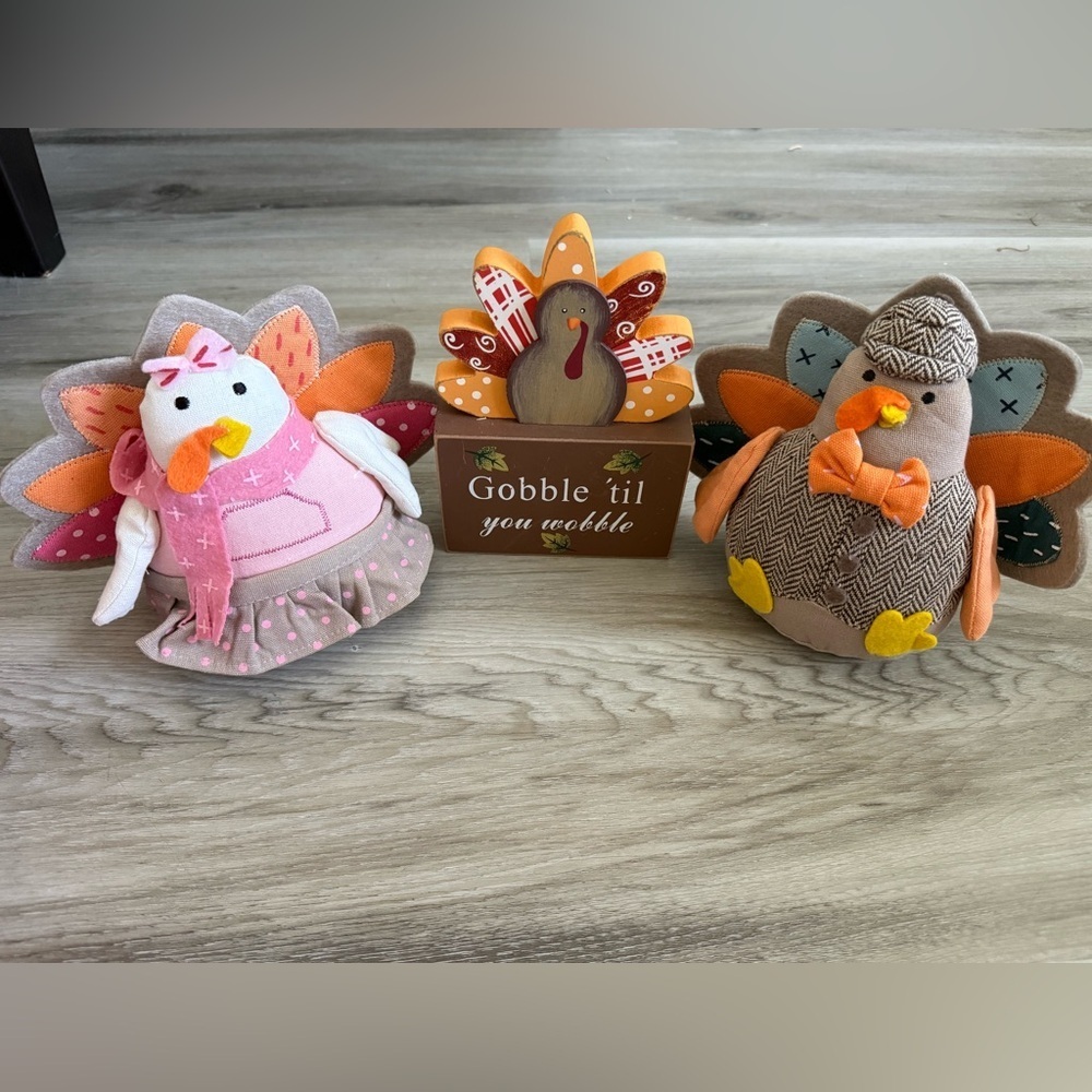Festive Turkey Plush Decor Set